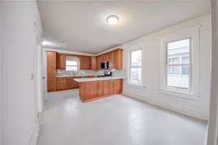 923 Adams St, New Castle, PA 16101 - Photo 12