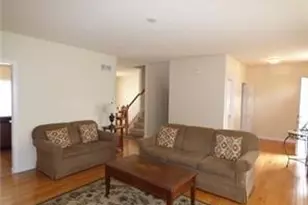 10569 Forest Hill Dr, Pittsburgh, PA 15090 - Photo 4