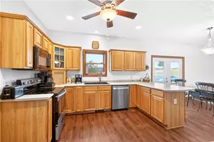 220 Main Rd, Donegal, PA 15376 - Photo 8