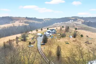 220 Main Rd, Donegal, PA 15376 - Photo 36