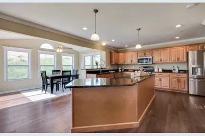 307 Champions Way, Collier Township, PA 15071 - Photo 8