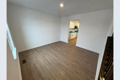 307 Champions Way, Chartiers City, PA 15071 - Photo 6