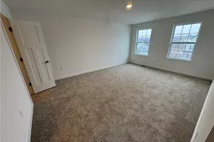 307 Champions Wy, Chartiers City, PA 15071 - Photo 16