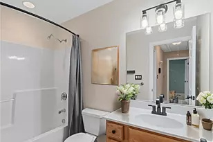 699 Surfside Dr, Pittsburgh, PA 15239 - Photo 12