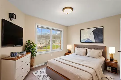 699 Surfside Drive, Pittsburgh, PA 15239 - Photo 10