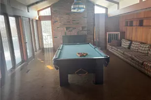 320 Country View Dr, Penn Twp, PA 15642 - Photo 4