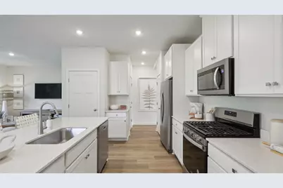 160 River Ridge Dr, Moon/Crescent Twp, PA 15108 - Photo 8