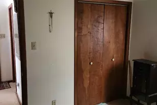 307 Mahoney Ave, Ellwood City, PA 16117 - Photo 16