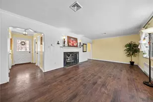 1111 Firwood Dr, Pittsburgh, PA 15243 - Photo 6