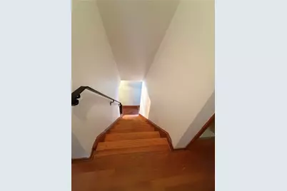 221 S Magnolia Dr, Pittsburgh, PA 15116 - Photo 14