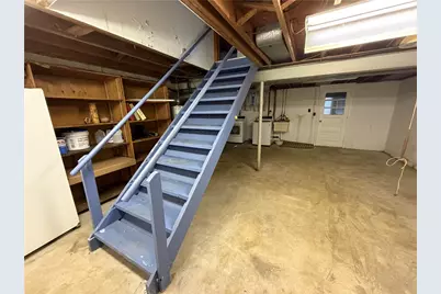 221 S Magnolia Dr, Pittsburgh, PA 15116 - Photo 26