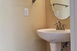 282 Maple Ridge Dr, Cecil, PA 15317 - Photo 14