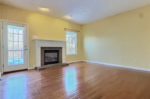 282 Maple Ridge Dr, Cecil, PA 15317 - Photo 6