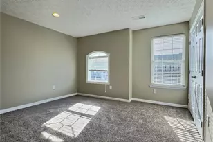 282 Maple Ridge Dr, Cecil, PA 15317 - Photo 18