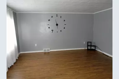 1001 7th Ave, Conway, PA 15027 - Photo 8