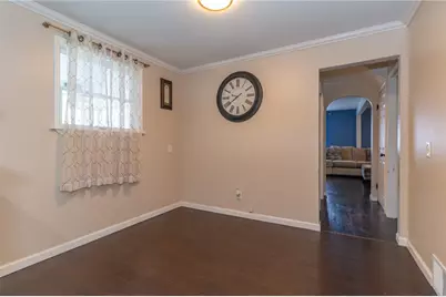 6808 Monroe Ave, West Mifflin, PA 15122 - Photo 14