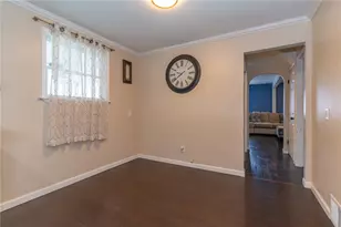 6808 Monroe Ave, West Mifflin, PA 15122 - Photo 14