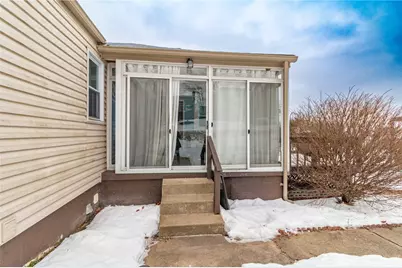 6808 Monroe Ave, West Mifflin, PA 15122 - Photo 34