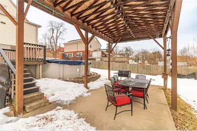 6808 Monroe Ave, West Mifflin, PA 15122 - Photo 38