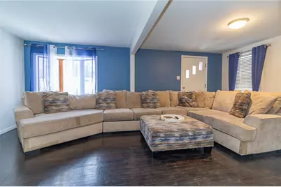 6808 Monroe Ave, West Mifflin, PA 15122 - Photo 4