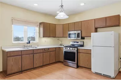 373 Copperfield Ave, Pittsburgh, PA 15210 - Photo 14