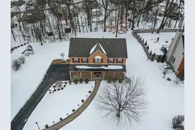 251 Saint Leonards Ln, Cranberry Township, PA 16066 - Photo 4