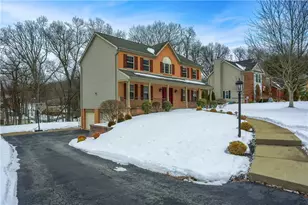 251 St Leonards Ln, Cranberry Township, PA 16066 - Photo 2