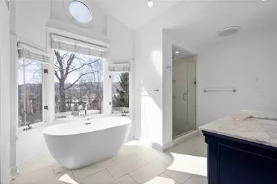 900 Academy Place, Osborne Boro, PA 15143 - Photo 16