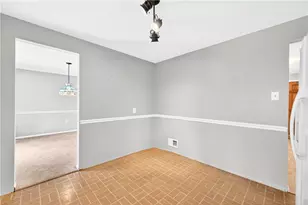 8732 Breezewood Dr, Pittsburgh, PA 15237 - Photo 12