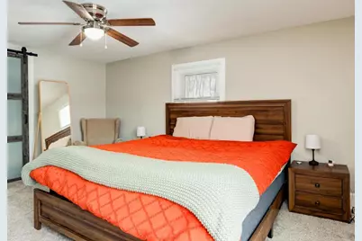 1855 W W Lawrence Ave, Ellwood City, PA 16117 - Photo 18