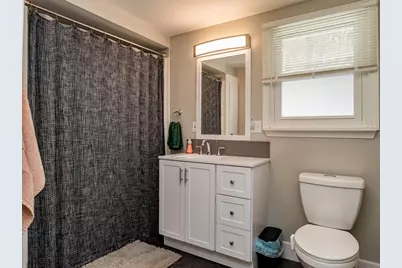 1855 W W Lawrence Ave, Ellwood City, PA 16117 - Photo 22