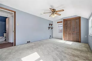 543 Old Farm Rd, Baldwin Twp, PA 15234 - Photo 16