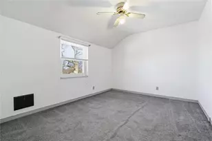 543 Old Farm Rd, Baldwin Twp, PA 15234 - Photo 22