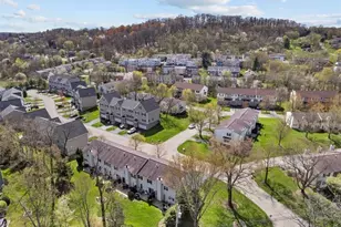 3073 Meadowbrook Ct, Hampton, PA 15044 - Photo 2