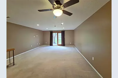 711 Newton Square, Moon/Crescent Twp, PA 15108 - Photo 2