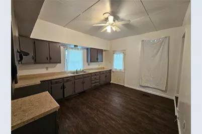 446 Ridge Ave, Verona, PA 15147 - Photo 4