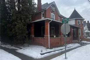 426 E 2nd Ave, Tarentum, PA 15084 - Photo 2