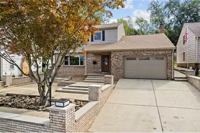 755 Massachusetts St, Ellwood City, PA 16117 - Photo 2