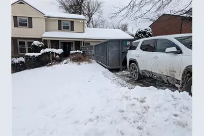 1237 Penhurst Dr, McKeesport, PA 15135 - Photo 2