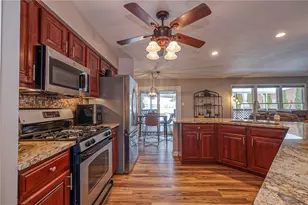 5683 Villahaven Dr, Pittsburgh, PA 15236 - Photo 6