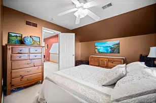 322 Woodcrest Dr, Coraopolis, PA 15108 - Photo 36