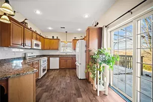 322 Woodcrest Dr, North Fayette, PA 15108 - Photo 22