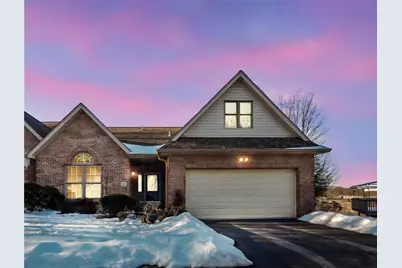 322 Woodcrest Dr, Coraopolis, PA 15108 - Photo 1