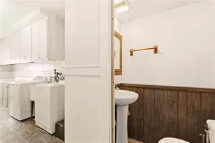 1306 Pitt St, Jennerstown Boro, PA 15547 - Photo 14