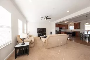 246 Grace Manor Dr, Robinson Twp, PA 15108 - Photo 12