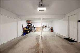 246 Grace Manor Dr, Robinson Twp, PA 15108 - Photo 26