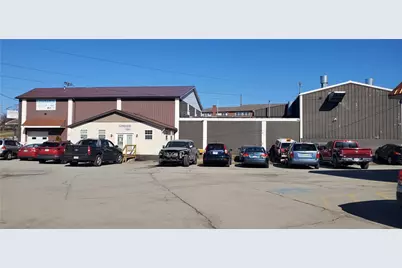 140 Highland Ave, Washington, PA 15301 - Photo 1