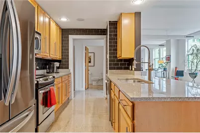 306 4th Ave #1801, Pittsburgh, PA 15222 - Photo 16