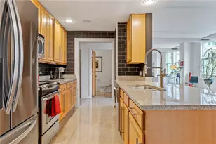 306 Fourth Ave, Pittsburgh, PA 15222 - Photo 16