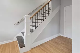 221 Elm St, Pittsburgh, PA 15218 - Photo 8